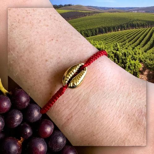 Handgemaakte armband met zilveren of gouden schelp, Sieraden, Tassen en Uiterlijk, Armbanden, Nieuw, Overige materialen, Goud