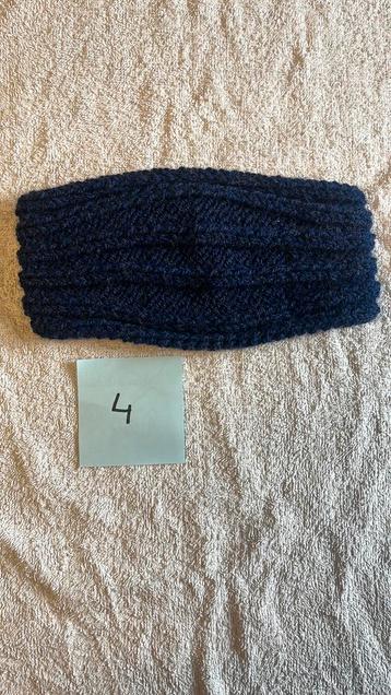 Unieke Wollen hoofdband handgebreid beschikbaar voor biedingen