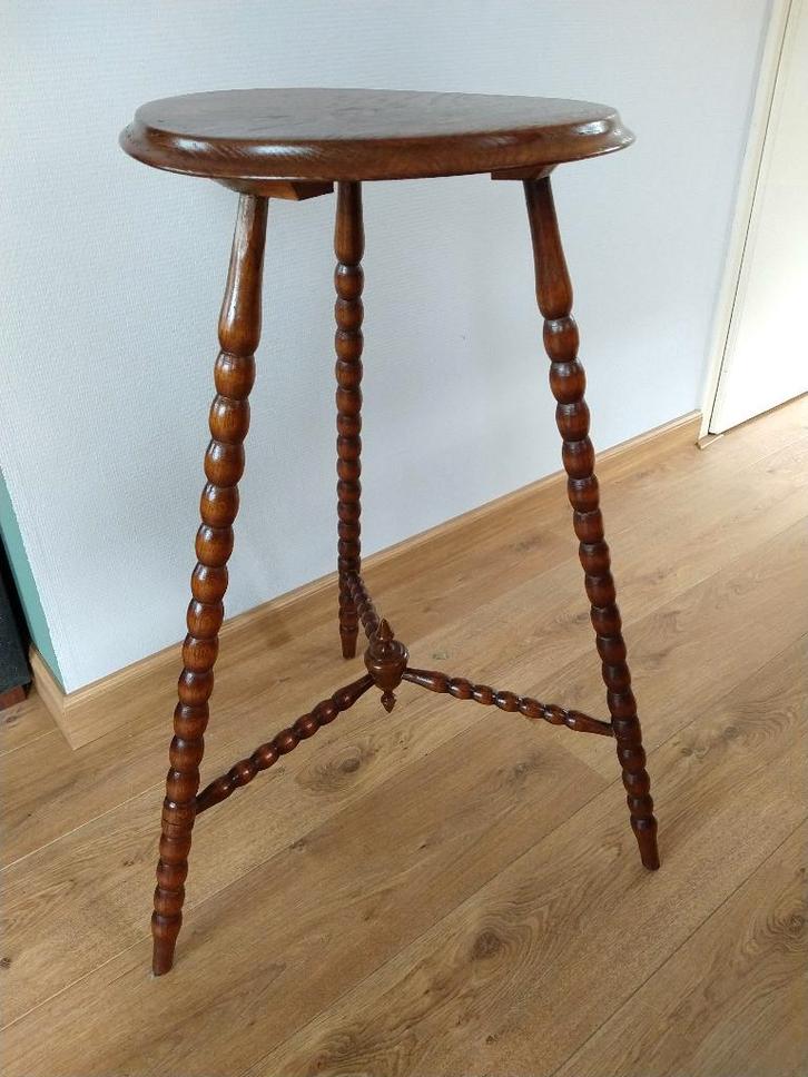 Fraaie antieke eikenhouten hoge planten tafel bobbin stijl, Antiek en Kunst, Antiek | Meubels | Tafels, Ophalen