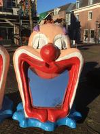 Polyester Carnavalskoppen 2 st. voor buiten. Hoogte 1.80 mtr, Hobby en Vrije tijd, Feestartikelen, Ophalen, Gebruikt, Versiering