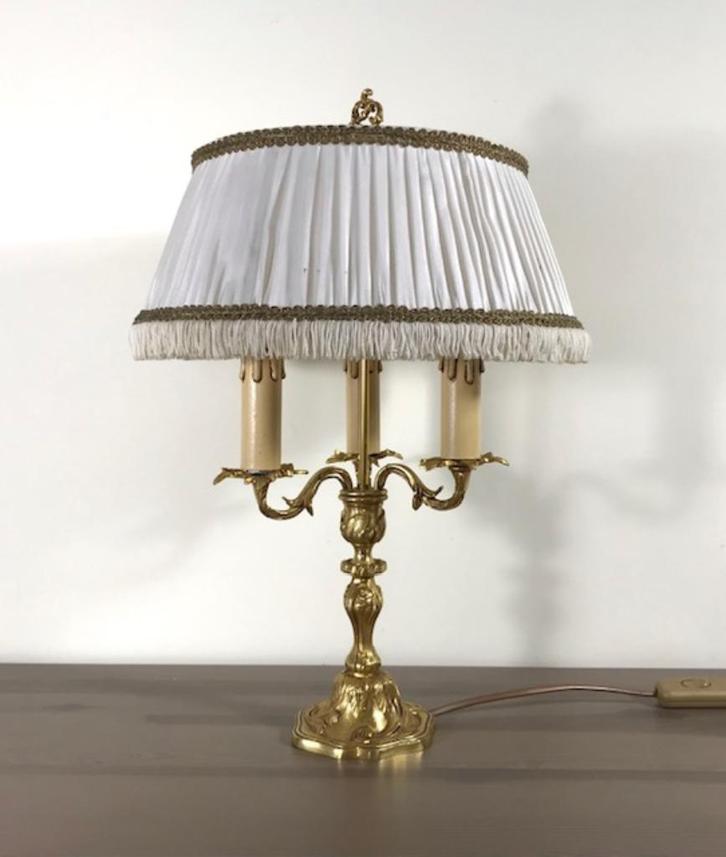 Klassieke Franse bronzen bouillotte lamp met 3 lichtpunten, Huis en Inrichting, Lampen | Tafellampen, Zo goed als nieuw, Minder dan 50 cm
