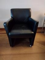 Musterring eetkamer stoelen met wieltjes, 5 stuks, Ophalen, Gebruikt, Zwart, Leer