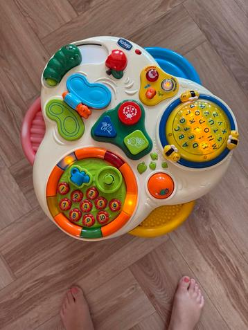 Chicco speeltafel  beschikbaar voor biedingen