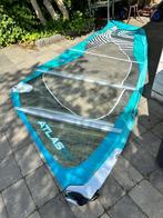 Neilpryde Atlas 5,4, Watersport en Boten, Windsurfen, Ophalen, Minder dan 250 cm, Zeil, 5 tot 7 m²