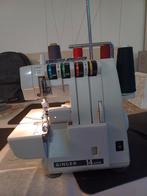 Singer 14U134 Lockmachine met voetpedaal - Compleet, Hobby en Vrije tijd, Naaimachines en Toebehoren, Ophalen of Verzenden, Gebruikt