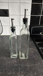 2 Olijfolie flessen met schenktuit, Huis en Inrichting, Keuken | Keukenbenodigdheden, Ophalen, Zo goed als nieuw