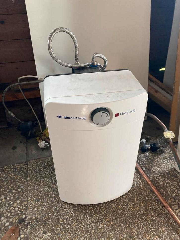 Itho Daalderop Close-in Boiler 15L, Doe-het-zelf en Verbouw, Geisers en Boilers, Gebruikt, Boiler, Minder dan 20 liter, Onbekend