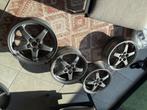 Originele Lexus wieldoppen + lichtmetalen velgenset 15x5½J, Auto diversen, Wieldoppen, Ophalen, Nieuw