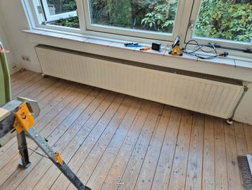 Radiatoren, 270 , 240 , en 105 x 40 nette staat. 10cm dik beschikbaar voor biedingen