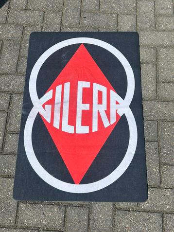 Gilera deurmat beschikbaar voor biedingen