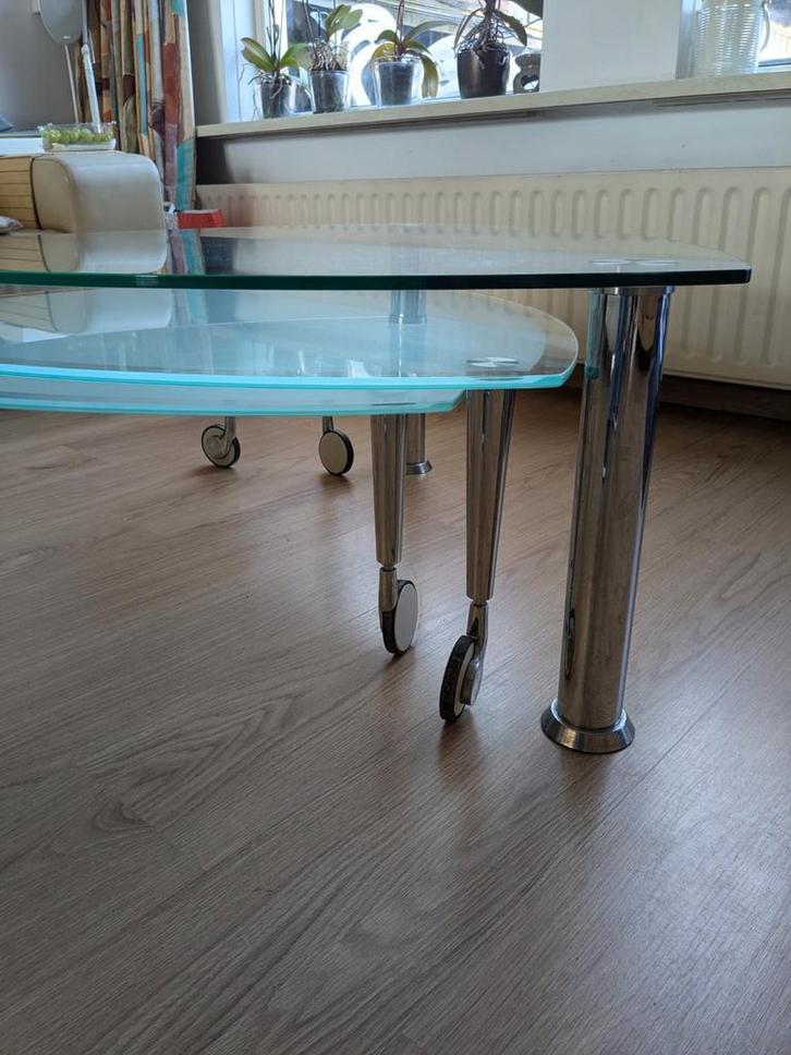 Glazen design driehoek tafel, Huis en Inrichting, Tafels | Eettafels, Gebruikt, 50 tot 100 cm, 50 tot 100 cm, Overige vormen, Glas