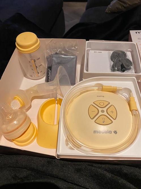 Medela Swing Borstkolf, Kinderen en Baby's, Babyvoeding en Toebehoren, Zo goed als nieuw, Borstkolf, Ophalen of Verzenden