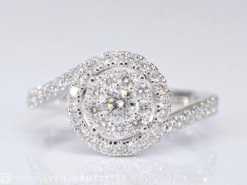 Witgouden entourage slagring met diamanten beschikbaar voor biedingen