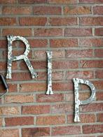 Ijzere Letters, Ophalen, Zo goed als nieuw