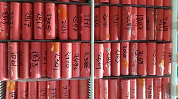 Gerecyclede 18650 cellen 100% getest  met garantie beschikbaar voor biedingen