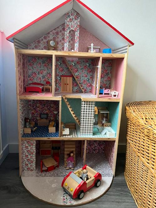 Poppenhuis met vier verdiepingen!, Kinderen en Baby's, Speelgoed | Poppenhuizen, Gebruikt, Poppenhuis, Ophalen