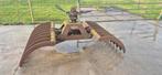Kerkhof knijper met rotator, Ophalen, Graafmachine
