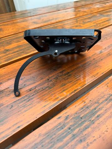 Nummerplaat houder zijkant zwart scooter ViVa city beschikbaar voor biedingen