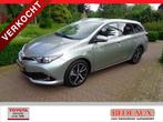 TOYOTA Auris Touring Sports 1.8 Hybrid 136pk Aut Dynamic Edi, Auto's, Toyota, Automaat, 65 €/maand, Stof, Gebruikt