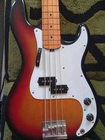 Boston Basgitaar - Klassieke Look! beschikbaar voor biedingen