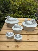 Dekschalen vijf stuks kip - eend - vis, Huis en Inrichting, Keuken | Servies, Ophalen, Nieuw, Schaal of Schalen, Overige stijlen