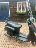 Senzo bromscooter (lees) geel kenteken LEES!, Ophalen, Gebruikt, Benzine
