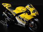 Minichamps 1:12 Yamaha M1 Laguna Seca 2005 Rossi, Hobby en Vrije tijd, Modelauto's | 1:5 tot 1:12, Ophalen of Verzenden, Zo goed als nieuw