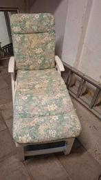 Ligbed met kussen  GRATIS, Tuin en Terras, Ligbedden, Ophalen, Gebruikt