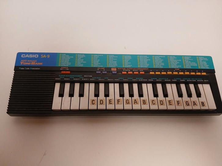 Casio SA-9 tonebank 100 sounds keyboard, Muziek en Instrumenten, Keyboards, Gebruikt, 61 toetsen, Casio, Ophalen of Verzenden