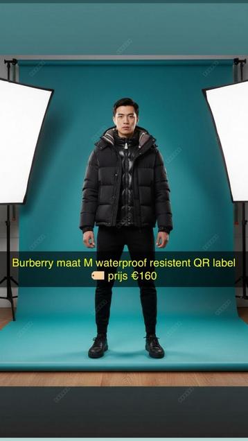 Burberry maat M water proof QR label beschikbaar voor biedingen