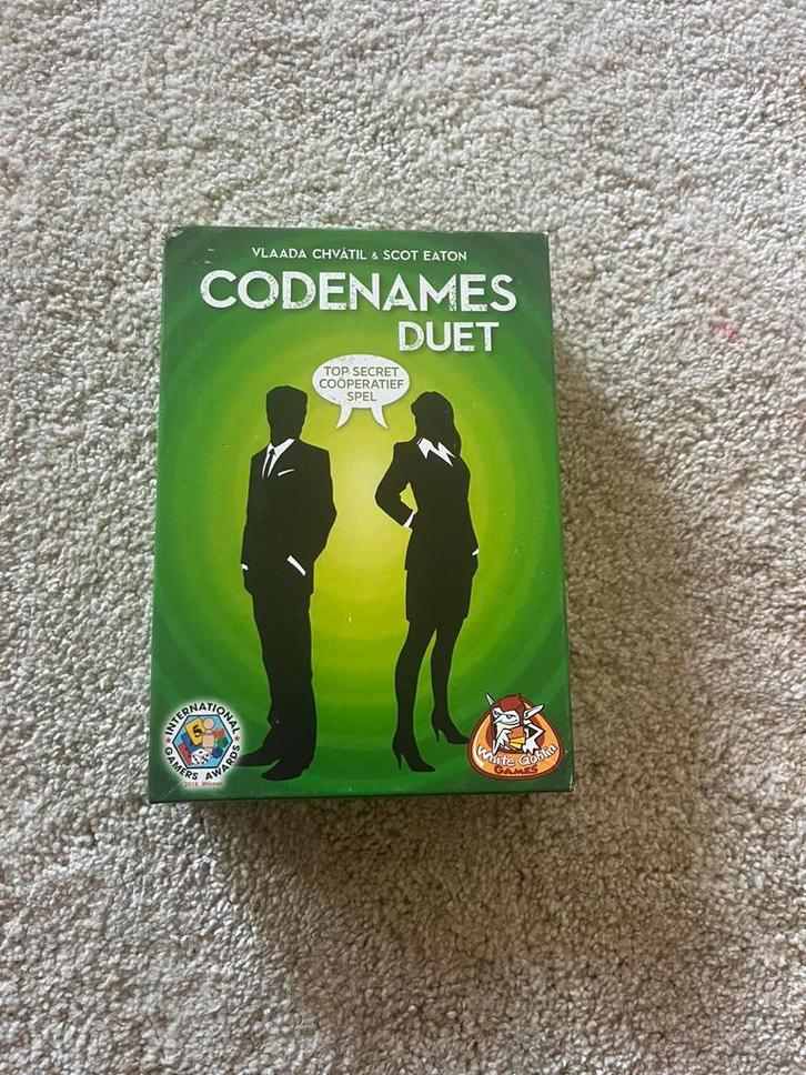 Codenames Duet, Hobby en Vrije tijd, Gezelschapsspellen | Overige, Zo goed als nieuw, Een of twee spelers, Ophalen of Verzenden