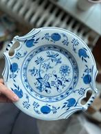 schaal/bord en tazza Louis Regout 19e eeuw Zwiebelmuster, Antiek en Kunst, Antiek | Porselein, Ophalen of Verzenden
