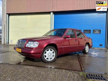 Mercedes-Benz E-klasse 200 Elegance 190DKM NAP! Origineel NL beschikbaar voor biedingen