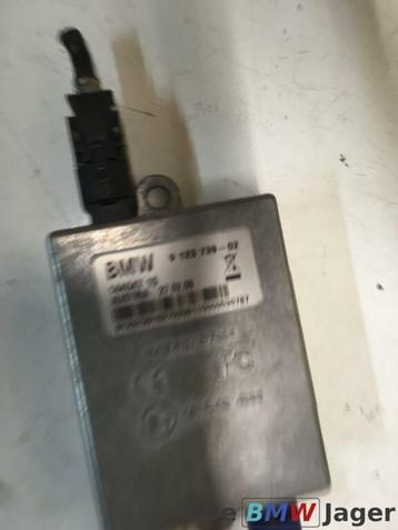 USB aansluiting BMW E87 E82 E89 E90 E91 E92 E93 E81 9123739 beschikbaar voor biedingen