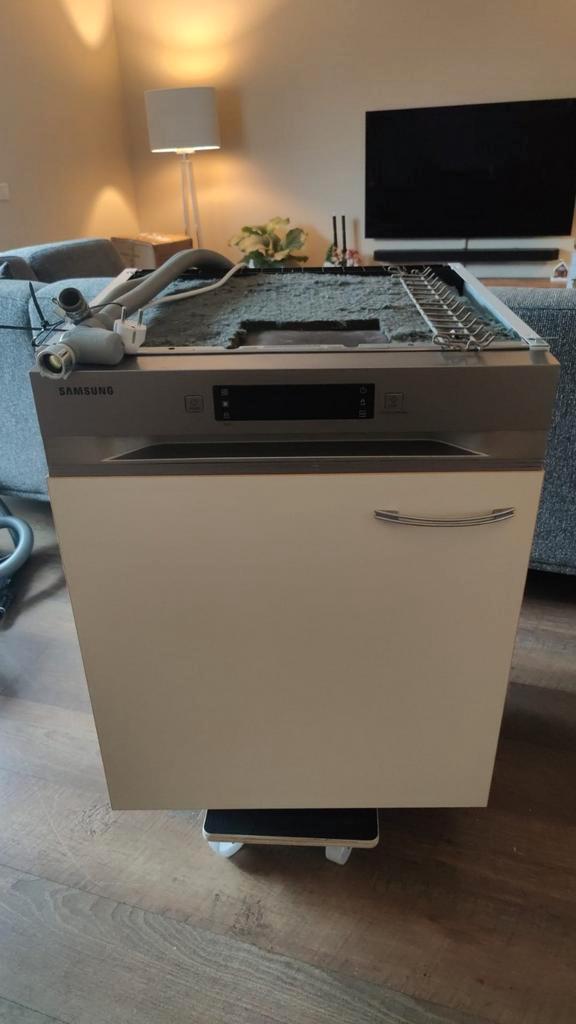 Samsung vaatwasser inbouw, Witgoed en Apparatuur, Vaatwasmachines, Zo goed als nieuw, Inbouw, Eco programma, Kort programma, Voorspoelprogramma