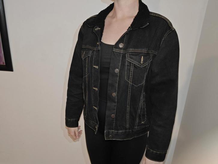 Zwart denim jasje / jas - maat S oversized fit, Kleding | Dames, Jassen | Winter, Zo goed als nieuw, Maat 36 (S), Zwart, Ophalen of Verzenden