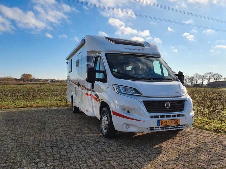 Sunlight T68 type half integraal, Caravans en Kamperen, Campers, Particulier, tot en met 4, Half-integraal, Sunlight, Fiat, Diesel