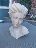 Te koop sobere buste vrouw, Tuin en Terras, Tuinbeelden, Ophalen, Zo goed als nieuw