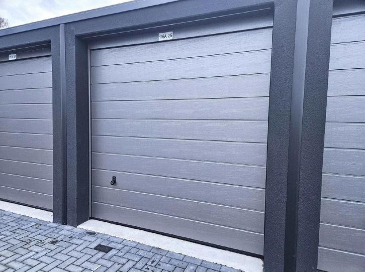 3 Garageboxen  Emmen. Bij koop van meerdere boxen (korting), Huizen en Kamers, Garages en Parkeerplaatsen, Drenthe