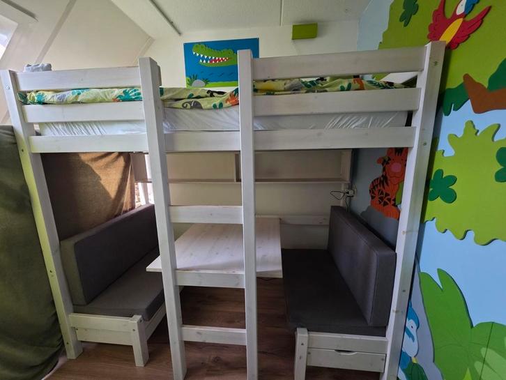 Hoogslaper met treinzitje, Kinderen en Baby's, Kinderkamer | Stapelbedden en Hoogslapers, Gebruikt, Hoogslaper, Ophalen