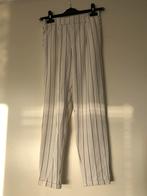 Witte streepjes broek, maat S, Bershka, Kleding | Dames, Broeken en Pantalons, Lang, Wit, Zo goed als nieuw, Maat 36 (S)