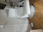 Elektrische wit leren relax stoel., Huis en Inrichting, Fauteuils, Ophalen, Zo goed als nieuw, Leer, 50 tot 75 cm