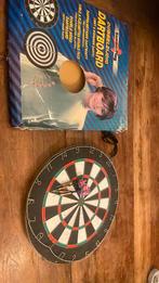 Dartbord met drie pijltjes, Ophalen, Zo goed als nieuw, Dartbord