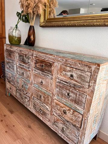 Teakhouten dressoir ladekast beschikbaar voor biedingen