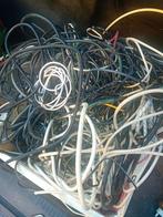 Gezocht gratis oude kabbels in omgeving apeldoorn, Doe-het-zelf en Verbouw, Elektra en Kabels, Ophalen, Gebruikt, Kabel of Snoer