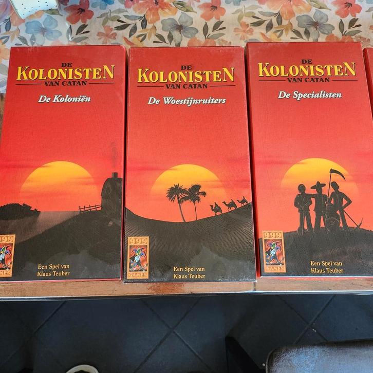 Catan Uitbreidingen - Complete Set, Hobby en Vrije tijd, Gezelschapsspellen | Bordspellen, Gebruikt, Drie of vier spelers, Ophalen of Verzenden