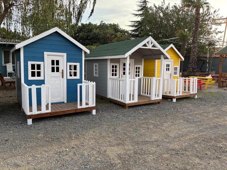 Handgemaakte houten speelhuisjes op maat, Kinderen en Baby's, Speelgoed | Buiten | Speeltoestellen, Nieuw, Glijbaan, Aanbouwonderdeel