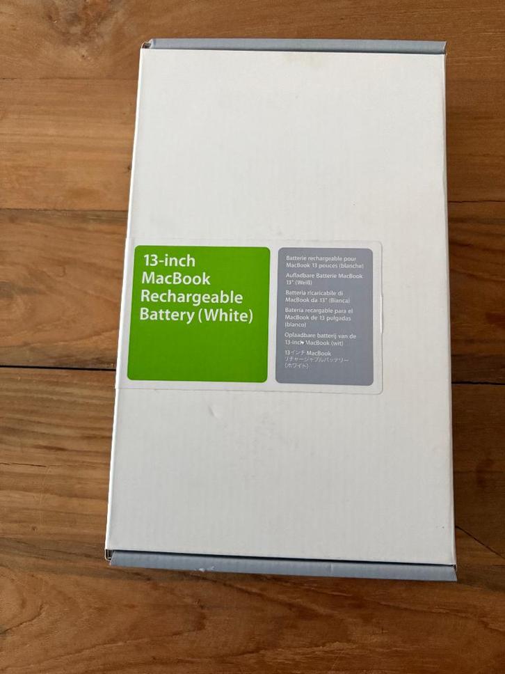 13 inch Macbook Rechargeable Battery (White), Computers en Software, Apple Macbooks, Nieuw, MacBook Air, 13 inch, Ophalen of Verzenden