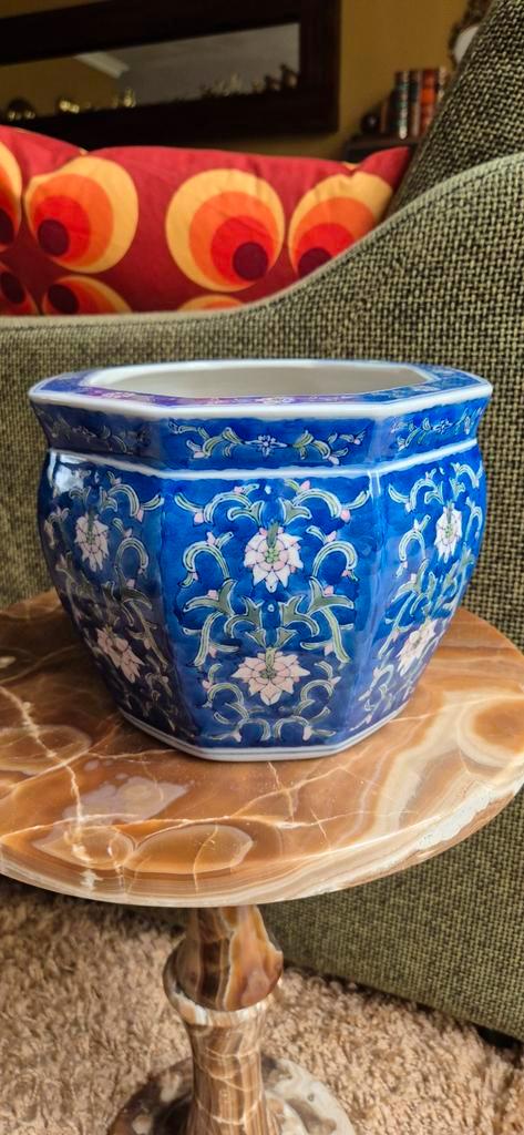 Vintage Chinese Bloempot Blauw Bloemmotieven, Antiek en Kunst, Antiek | Schalen, Ophalen of Verzenden