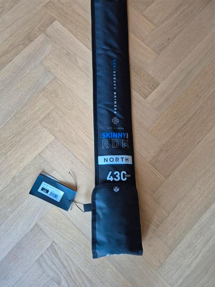 North Sails 430 RDM Pro 100% carbon CC constant curve, Watersport en Boten, Windsurfen, Zo goed als nieuw, Mast, Minder dan 5 m²